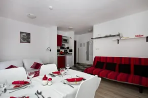 Villa Yvonne - Image 2