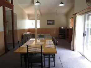 Glengarry Holiday Apartment - Image 5