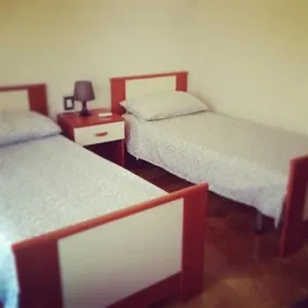 Sunflowers Guesthouse - Image 2