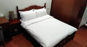 Boss' Home - Image 4
