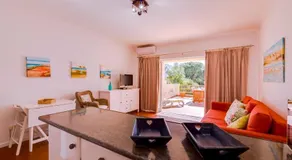 Sunrise Apartment - Image 4