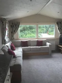 Seabreeze & Lymington Holiday Homes - Image 2