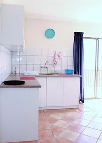 Mountain View Manor Guesthouse, Sandbaai, Hermanus - Image 3