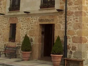 La Muralla Hostal Restaurant Rural - Image 3
