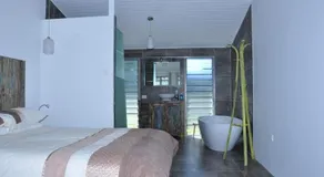 12 Zircon Street - Renovated Beach Shack With The Perfect Blend Of Comfort And Coastal Cool - Image 5