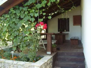 Holiday Home Biserka - Image 3