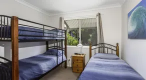 14 Zircon Street - Centrally located family home with covered deck, close to patrolled beach & shops - Image 4