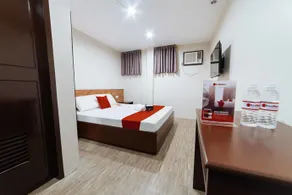 RedDoorz near Robinsons Cybergate Davao - Image 5