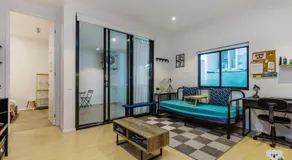 KOZYGURU WEST END 10 MINS TO CITY 1 BED APT + FREE PARKING QWE017 - Image 2