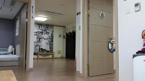 Gentleman House - Image 3