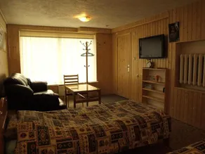 Viive Koni Home Accommodation - Image 3