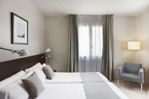 Hotel Medium Prisma - Image 3