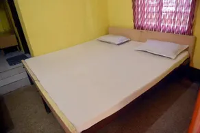 Hotel Deluxe Residency - Image 4