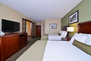 ESTIA Hotel & Suites Glenview - Image 5