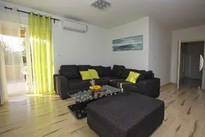 Holiday Home Olea Kastel Gomilica - Image 5