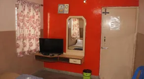 Santosh Lodge - Image 3