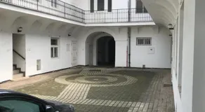 Private Apartment close to Cathedral - Image 3