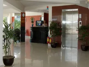 Thai Son Hotel - Image 2