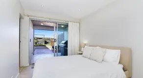 Perfect Beach Front Duplex - The Entrance North - Image 2