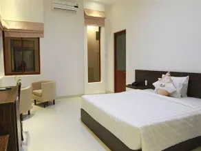 Cocos Hotel - Image 3