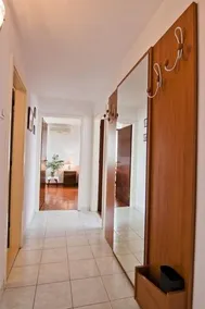 Apartment Tennis - Image 2