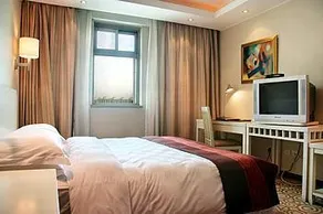 Spring Hotel Beijing - Image 3