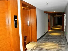 Jinfei Hotel (Chongqing Honghu East Road Subway Station) - Image 2