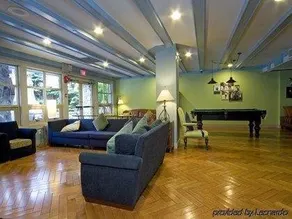 Lodging Ovations - Image 5