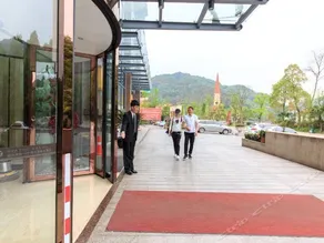 FIRSTHOTSPRINGHOTEL - Image 5