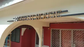 30 Guest House - Image 2