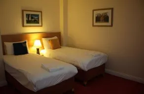 QUALITY HOTEL YOUGHAL APARTMENTS - Image 4