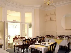 The Shepperton - Image 5