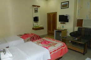 OYO 3952 Republic Hotel Patna - Image 4