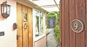 Lady Cottage - Image 3