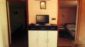Apartments Tea - Image 4