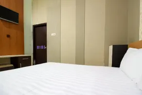 Avia Hotel & Convention - Image 4