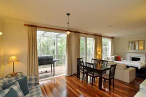 Villa Shiraz Located Within Cypress Lakes - Image 4