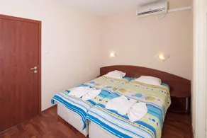 Red House Guest House - Image 4