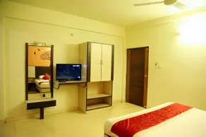 Hotel Roopa - Image 2