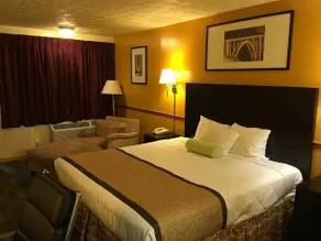 Walton Inn - Image 5