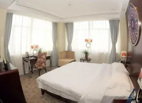 Dongfang Hotel - Image 3