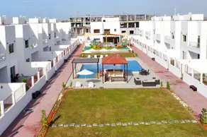 Ewan Grand Resort - Image 2