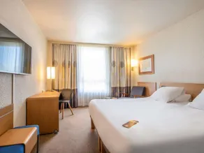 Novotel Aix-en-provence Beaumanoir - Image 2