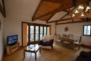 Millennium Cottage - Image 4