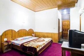 Surabhi Hotel - Image 2