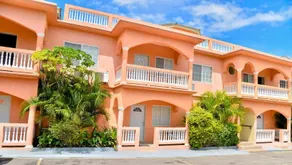 Sea View Apartments Negril - Image 2