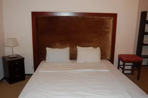 Hotel Rcheuli Palace - Image 4