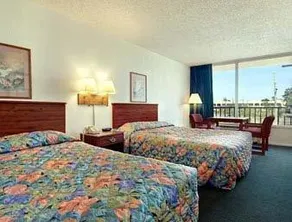 Budgetel Inn - Image 4