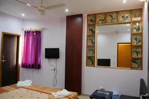 Celebrity Hotel Bilaspur - Image 3