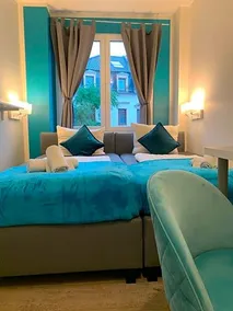 Hotel underSTAYtement - Image 2